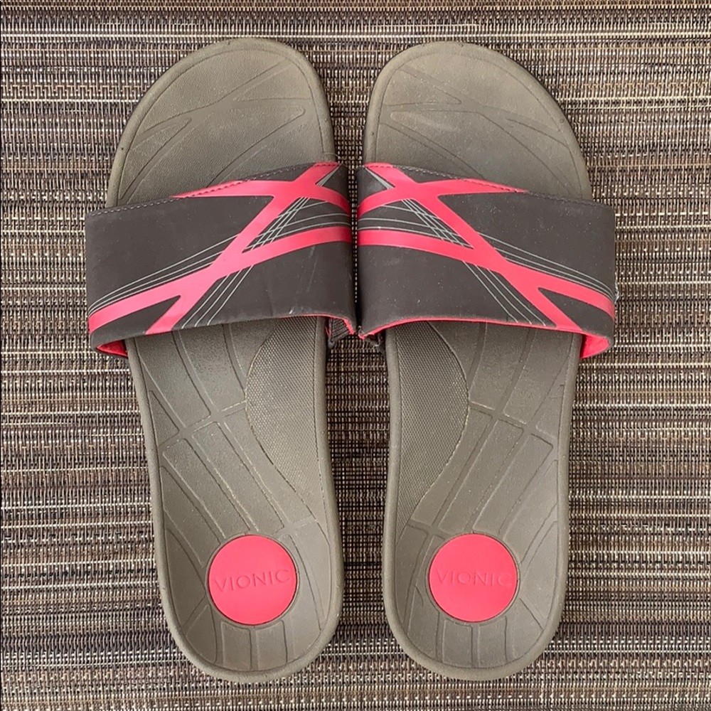 Vionic Sprint sandals